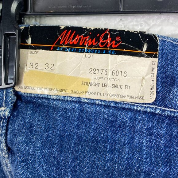 Levi Movin On Straight Leg Snug Fit Size 32x32 New with Tag - Picture 5 of 12